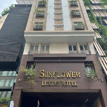 Sunflower Luxury Hotel ホーチミン市 エクステリア 写真