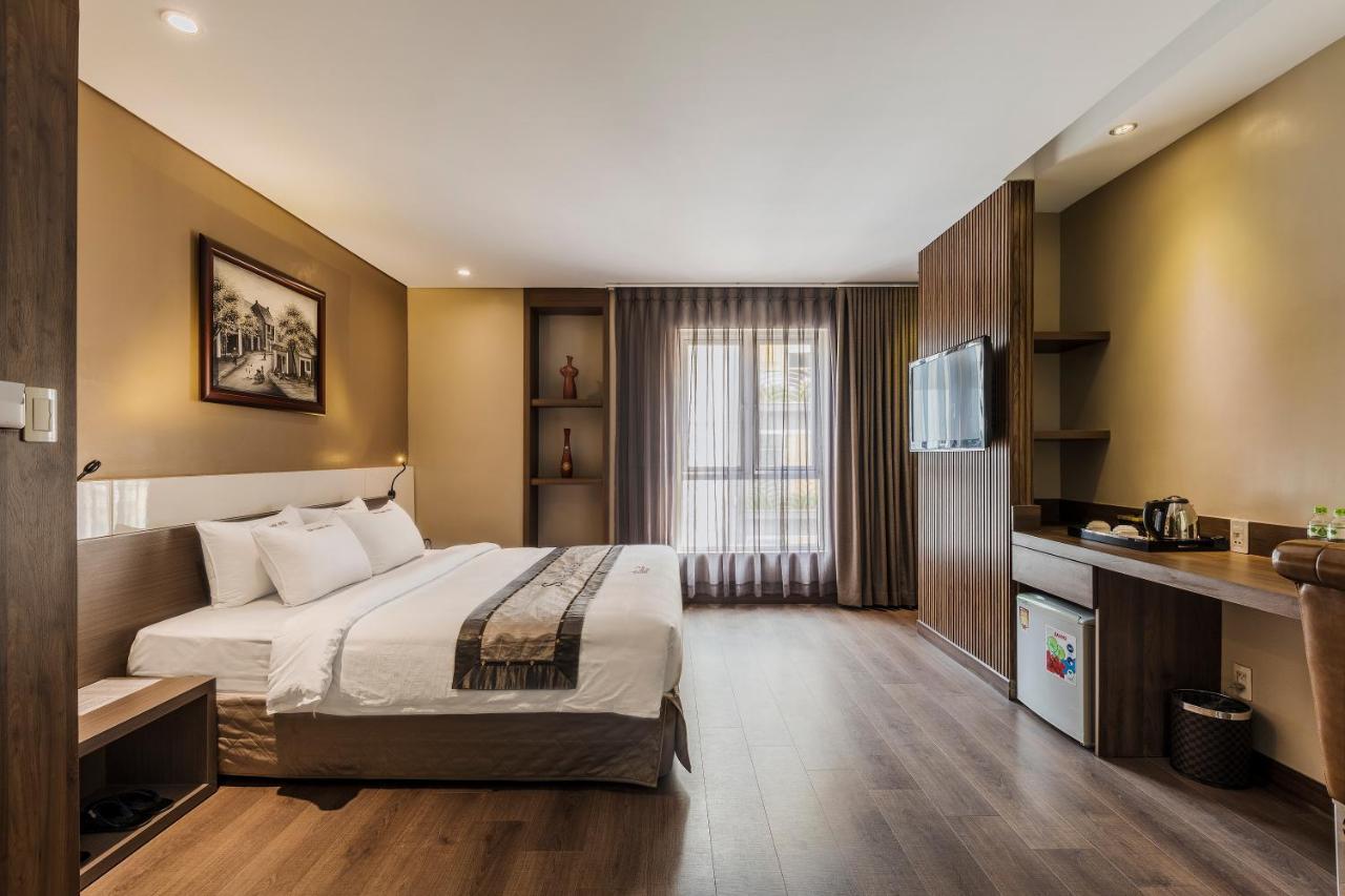 Sunflower Luxury Hotel ホーチミン市 エクステリア 写真