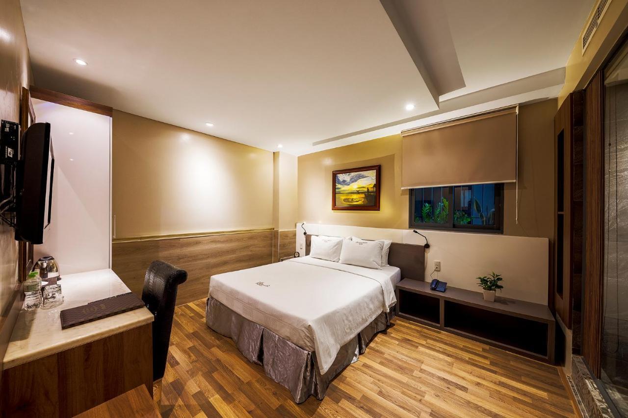 Sunflower Luxury Hotel ホーチミン市 エクステリア 写真
