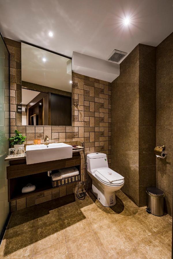 Sunflower Luxury Hotel ホーチミン市 エクステリア 写真