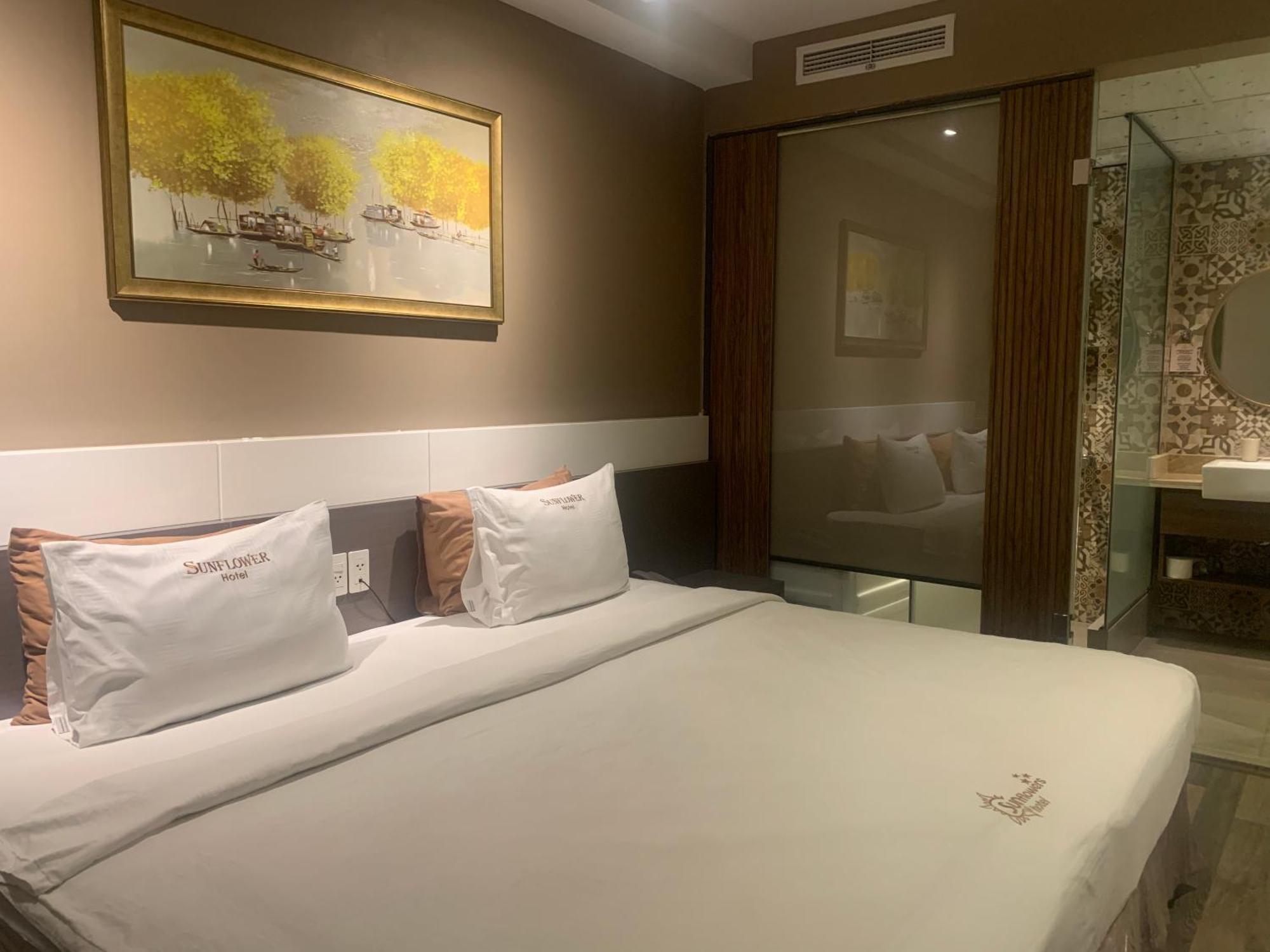 Sunflower Luxury Hotel ホーチミン市 エクステリア 写真