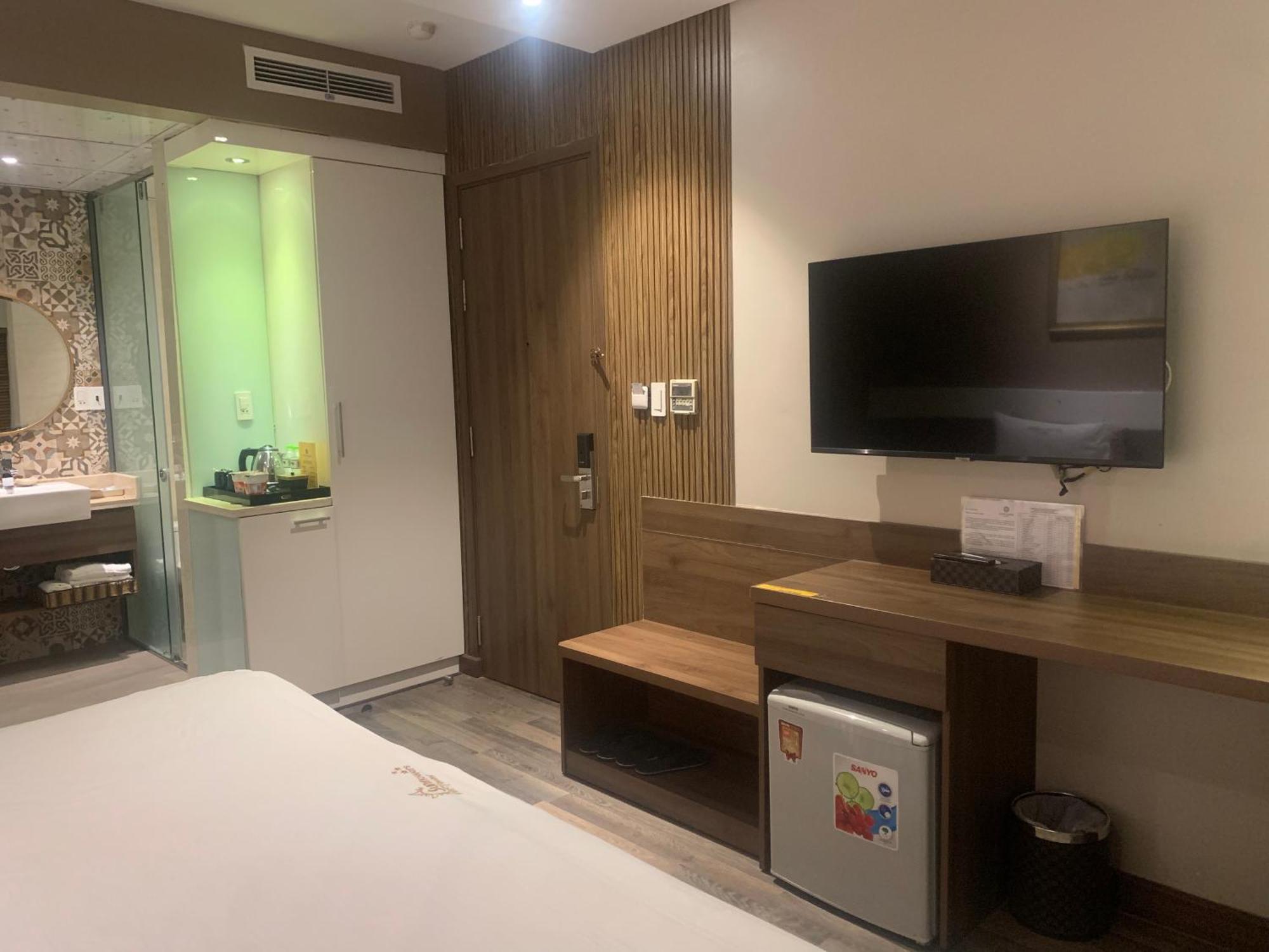 Sunflower Luxury Hotel ホーチミン市 エクステリア 写真