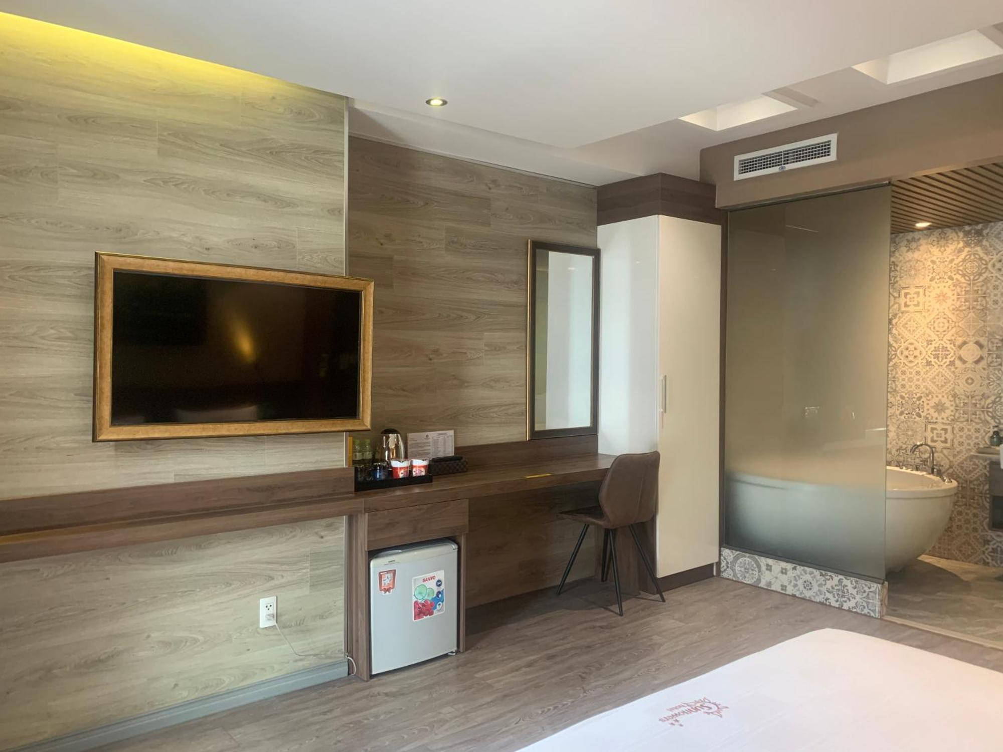 Sunflower Luxury Hotel ホーチミン市 エクステリア 写真